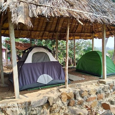 Drunken Monkey Camping Site Hotel Hampi Buitenkant foto